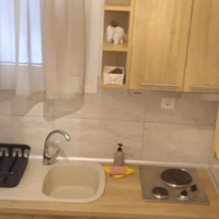 Zefyros Apartman Néosz Marmarász