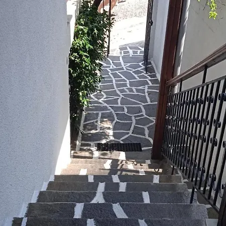 Apartman Zefyros Néosz Marmarász