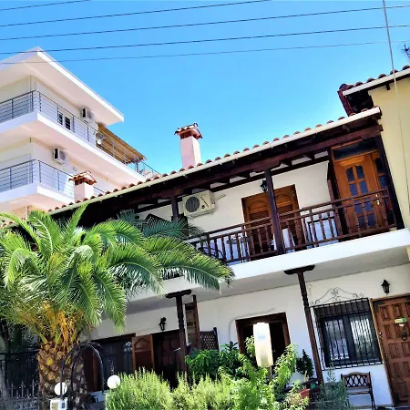 Zefyros Apartman Néosz Marmarász