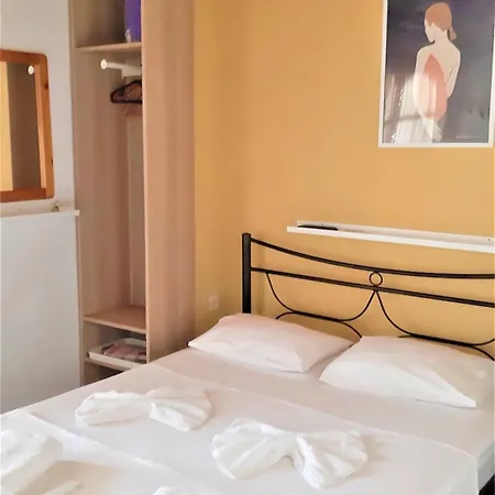 Zefyros * Neos Marmaras