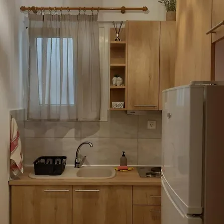 Zefyros * Neos Marmaras