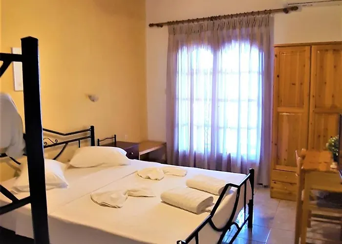 Zefyros * Neos Marmaras